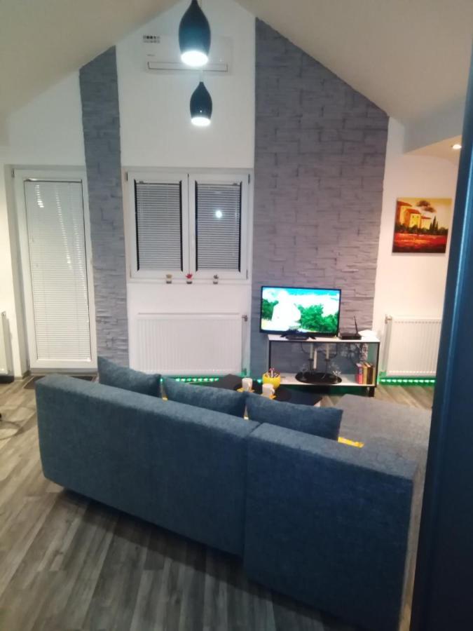 Apartment Happy House Belgrad